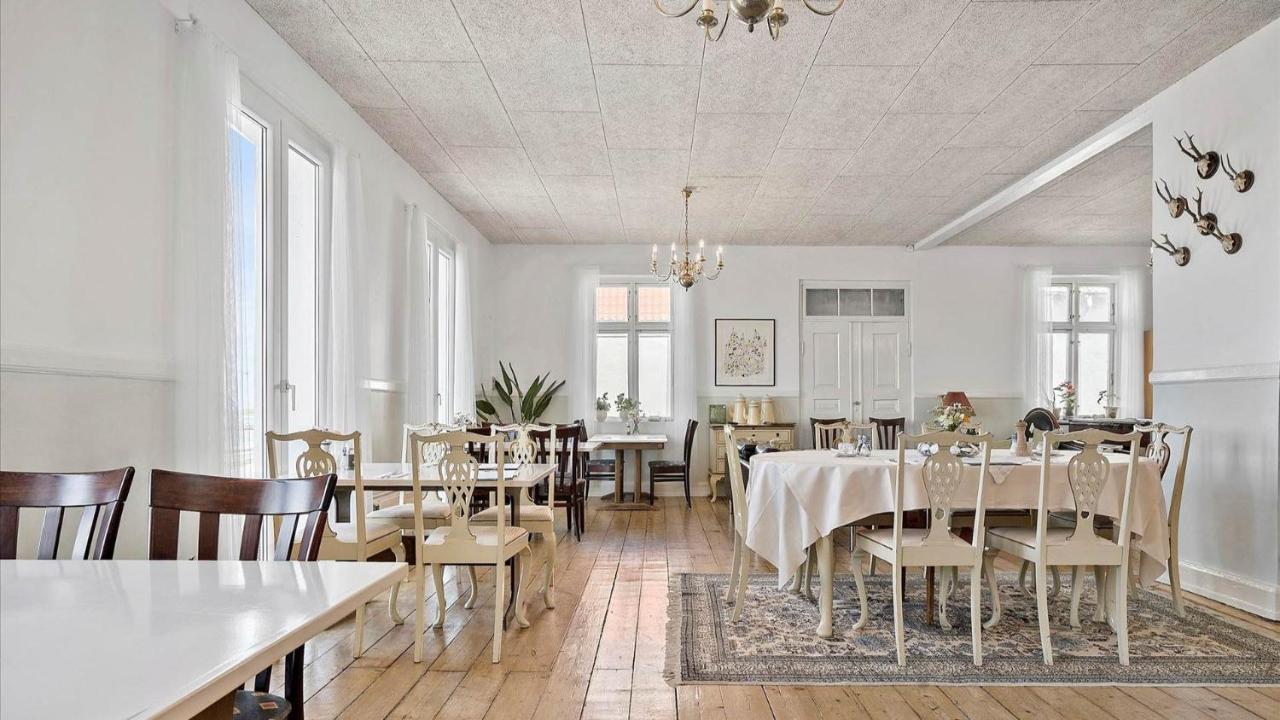 Tante Tut & Onkel E - B & B - Hotel Kolby Kas Ngoại thất bức ảnh